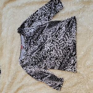 Carole Rose blk/ WHT top M